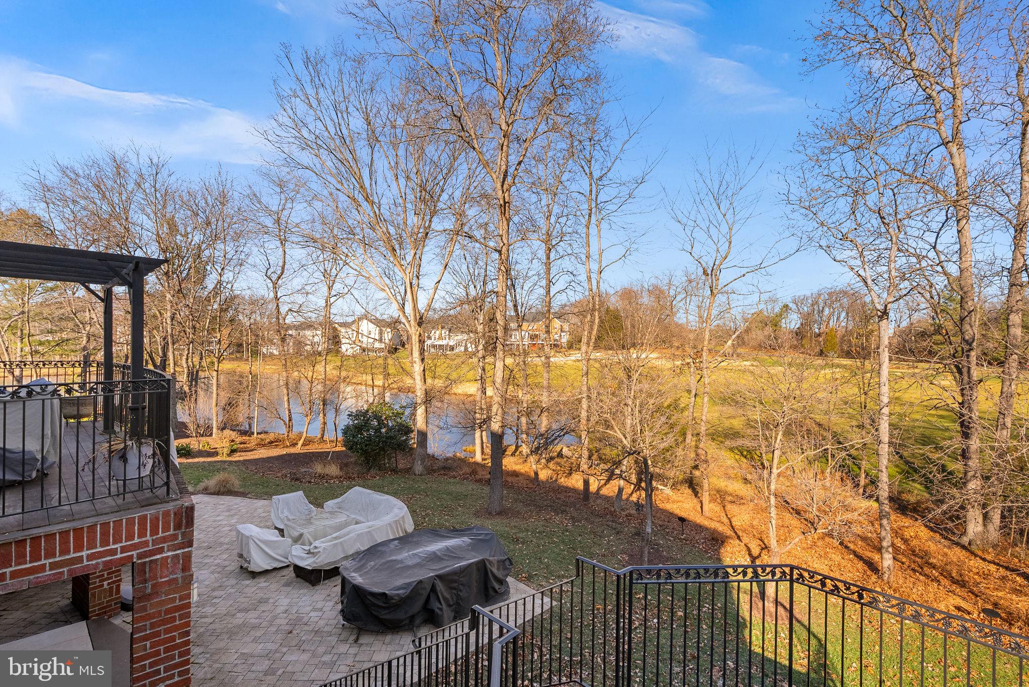 RIVER CREEK - Residential