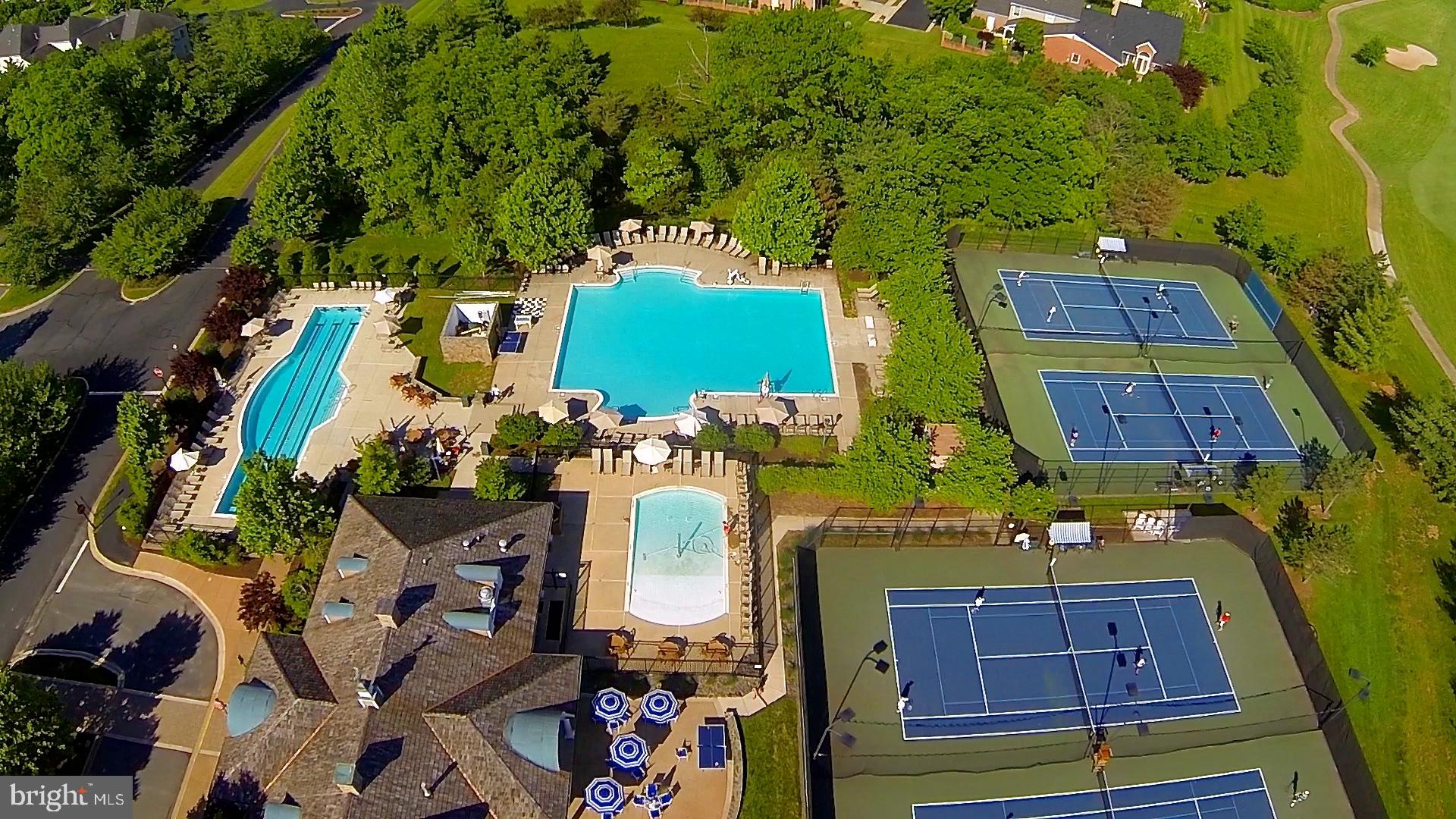 RIVER CREEK - Residential