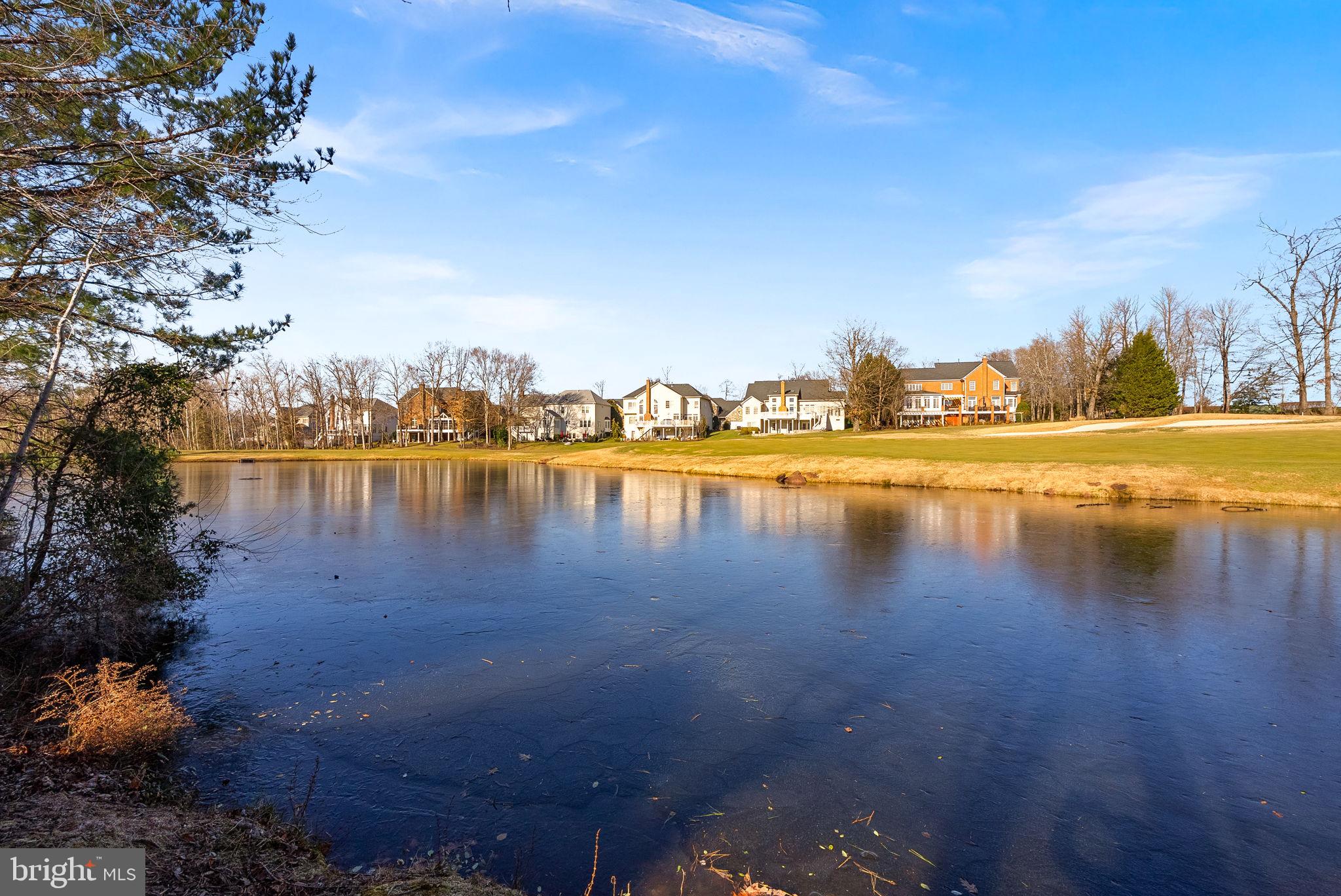 RIVER CREEK - Residential