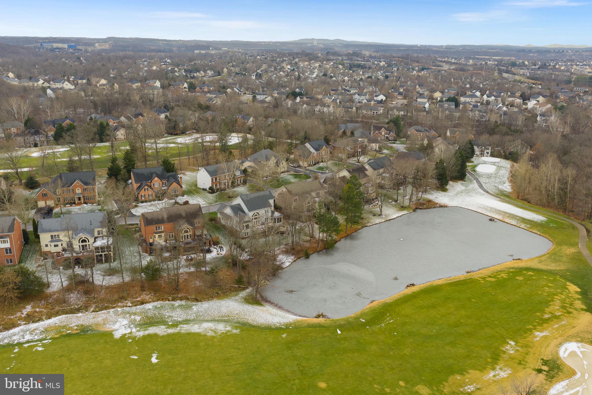 RIVER CREEK - Residential