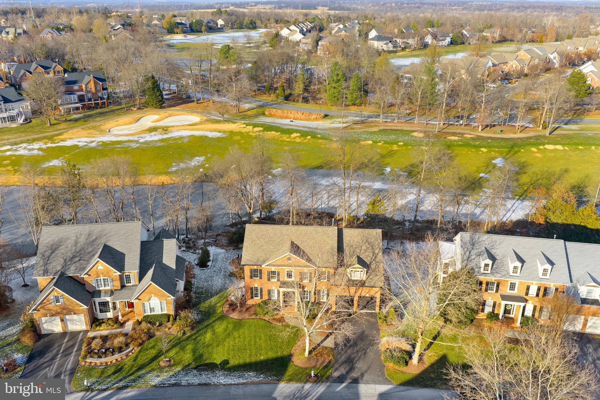 RIVER CREEK - Residential