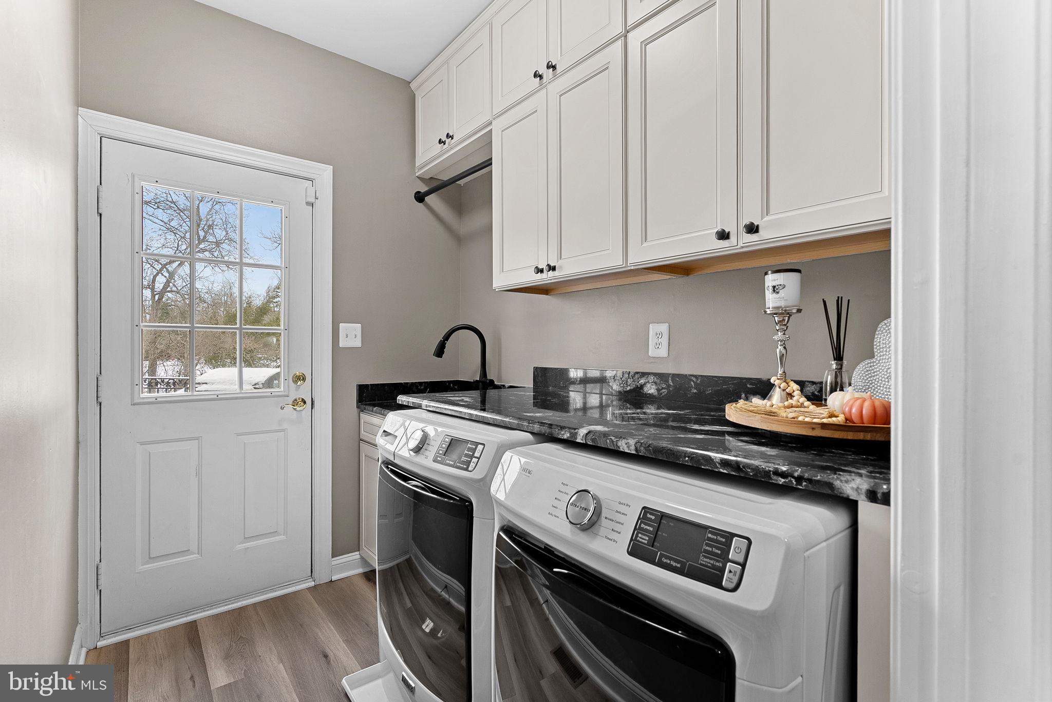 RIVER CREEK - Residential