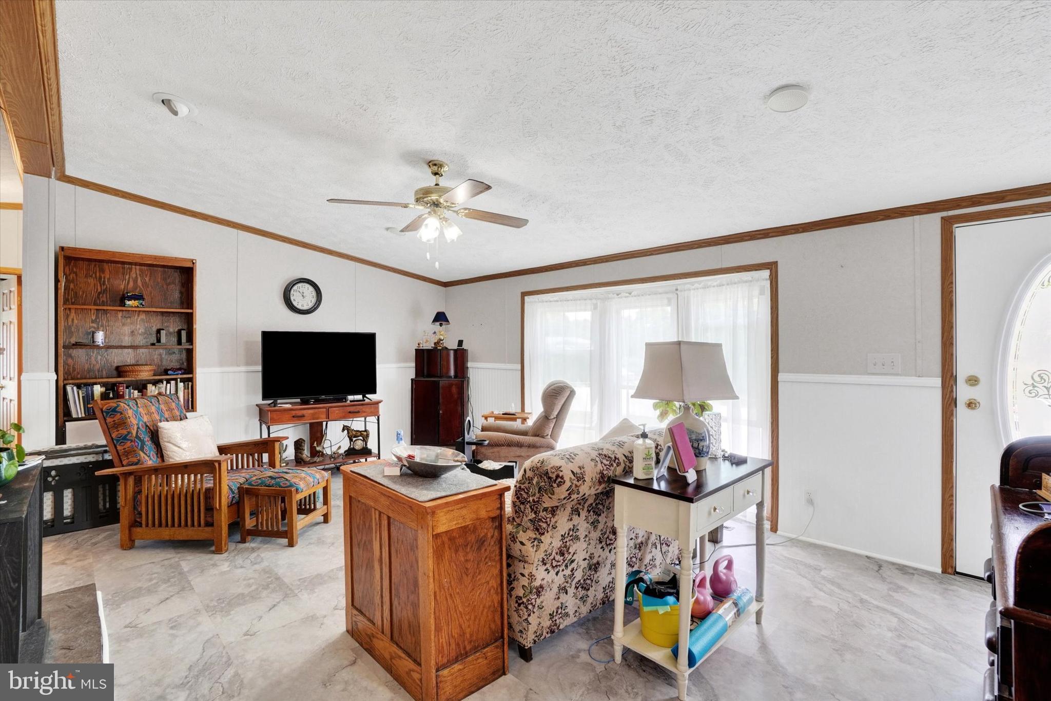 148 BROADWING DRIVE