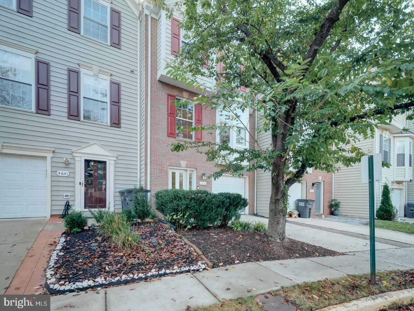 WALNEY VILLAGE - Residential Lease