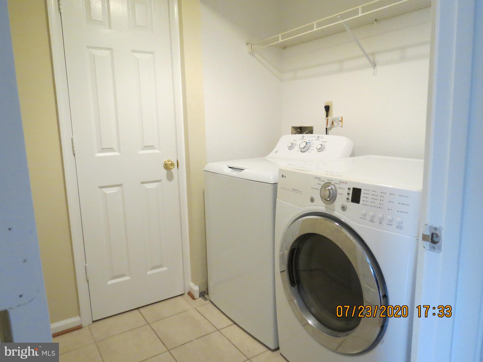 GEORGETOWN SQUARE - Residential