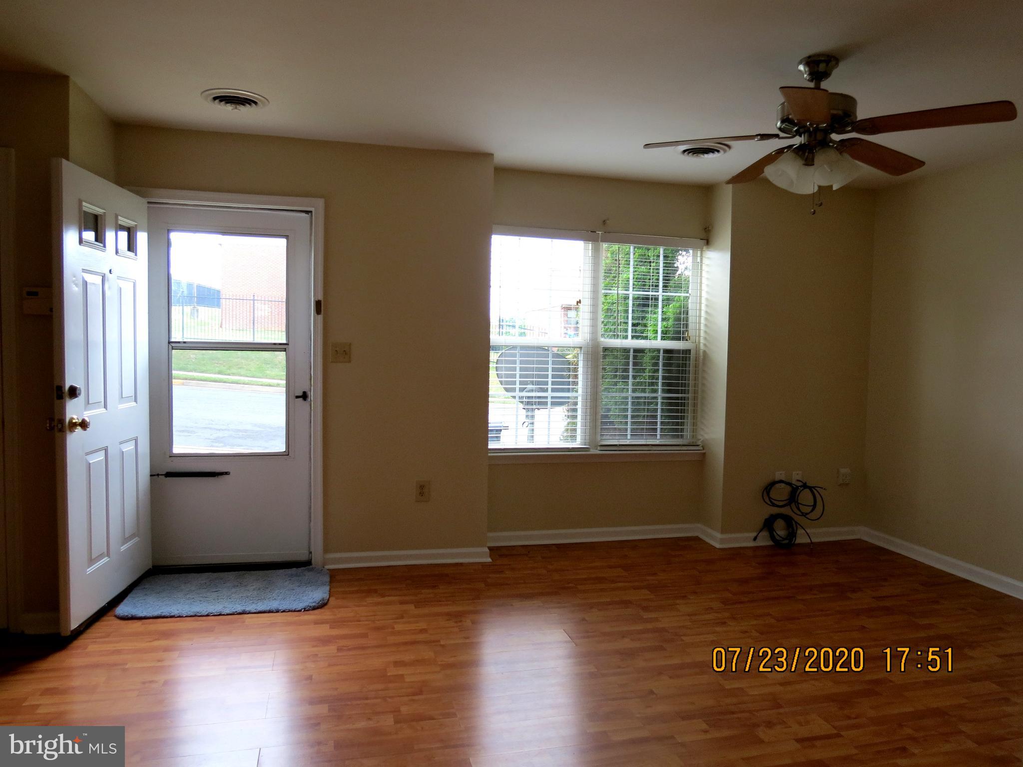 GEORGETOWN SQUARE - Residential