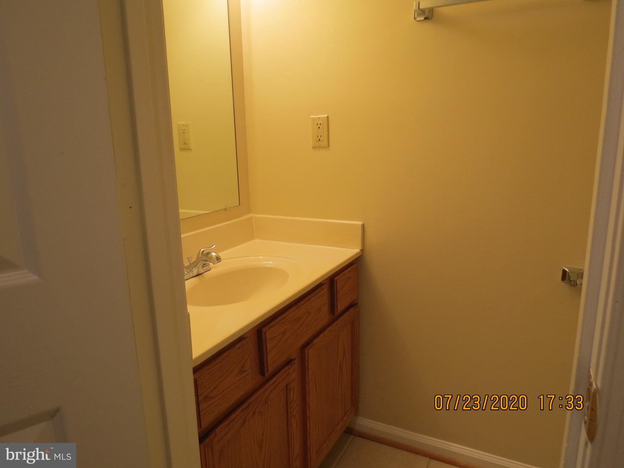 GEORGETOWN SQUARE - Residential