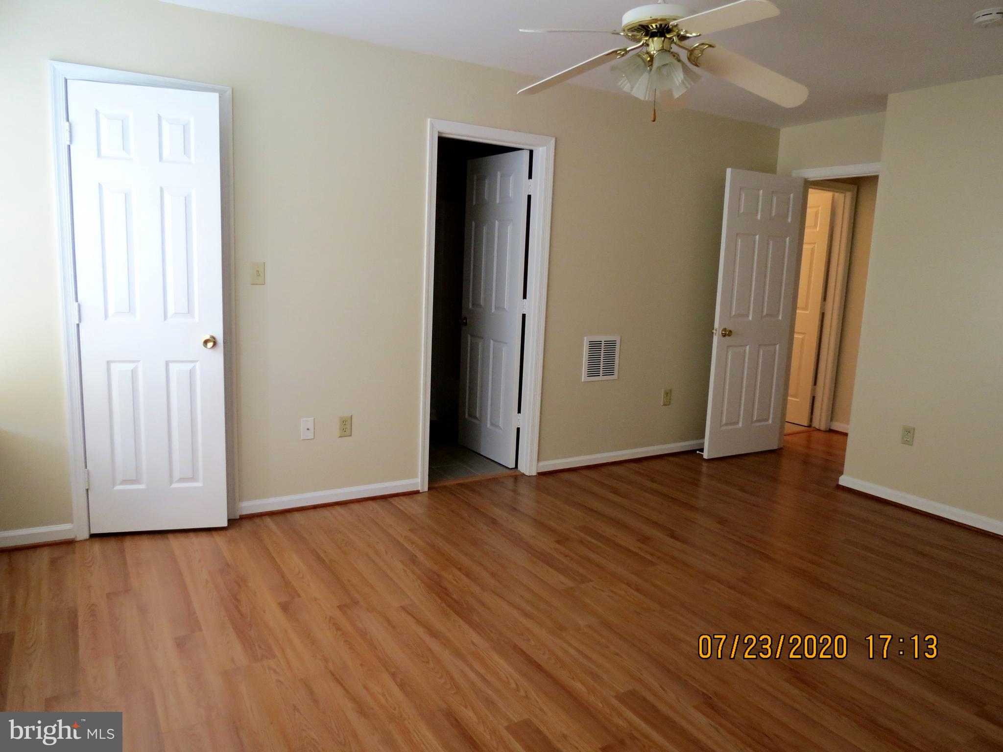 GEORGETOWN SQUARE - Residential