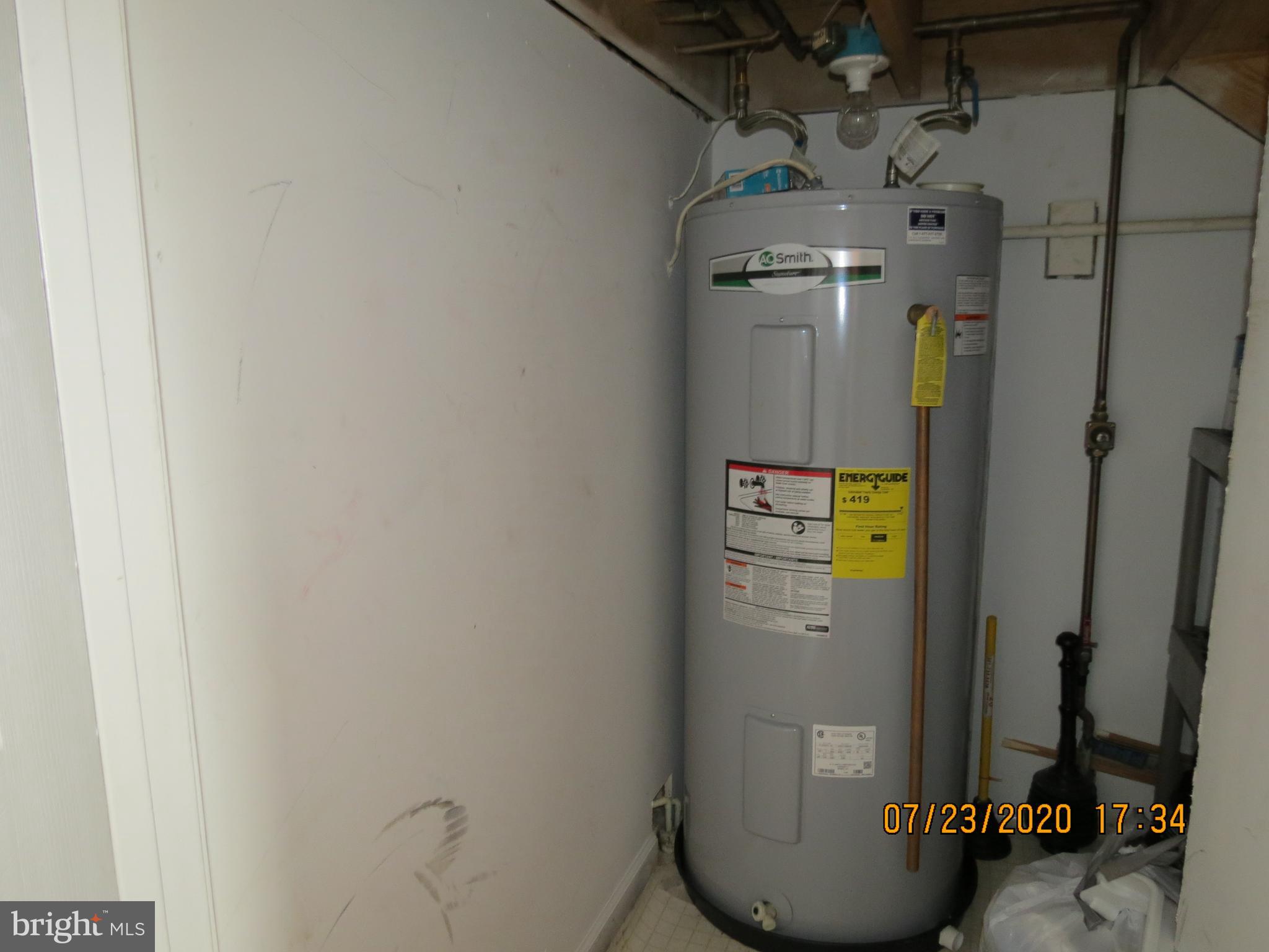 GEORGETOWN SQUARE - Residential