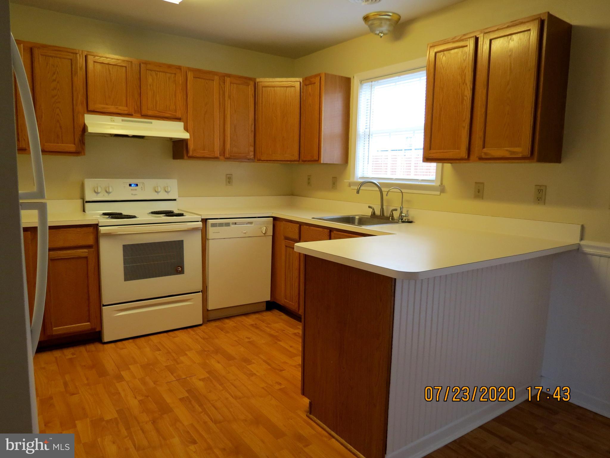 GEORGETOWN SQUARE - Residential