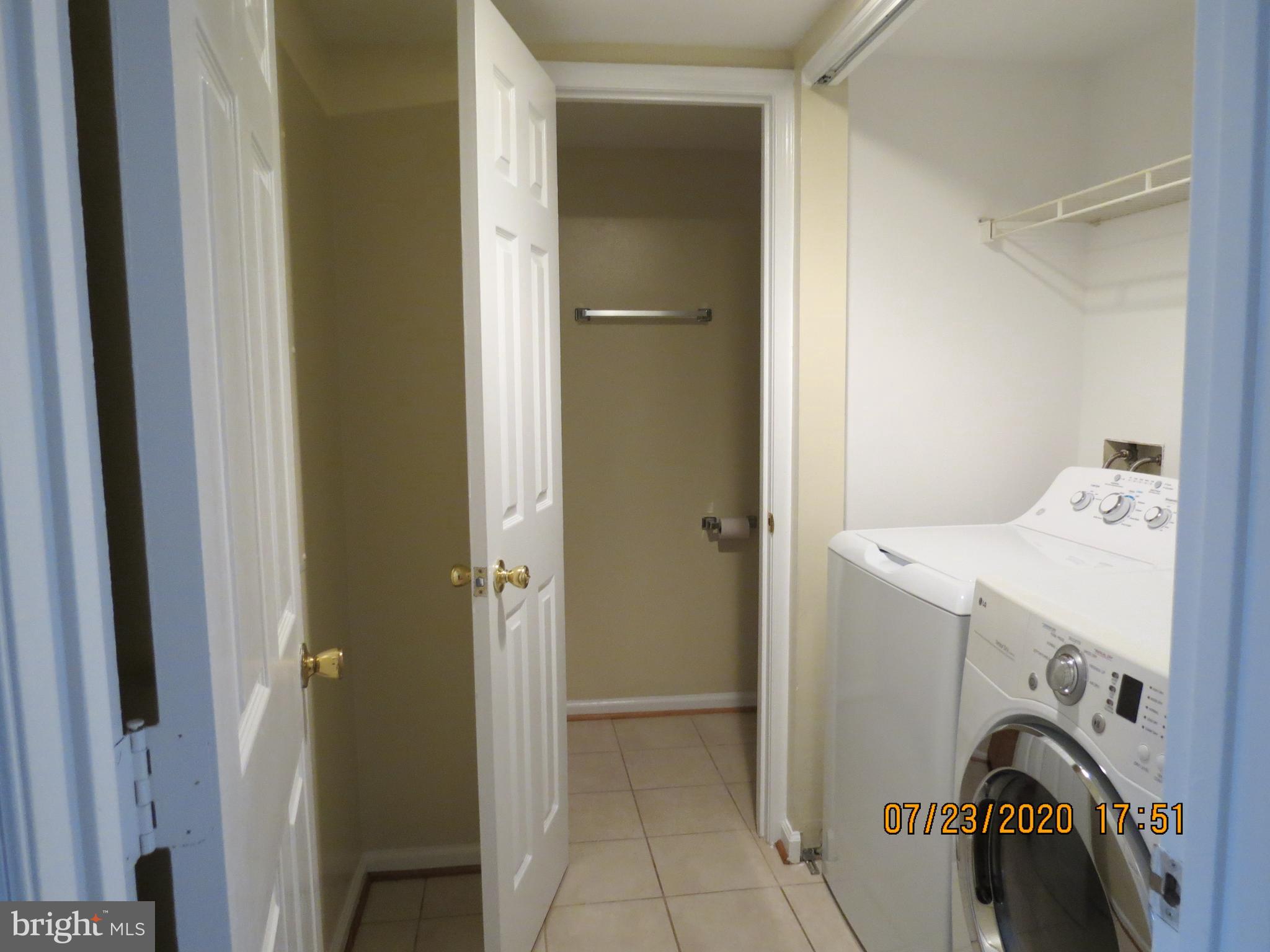 GEORGETOWN SQUARE - Residential