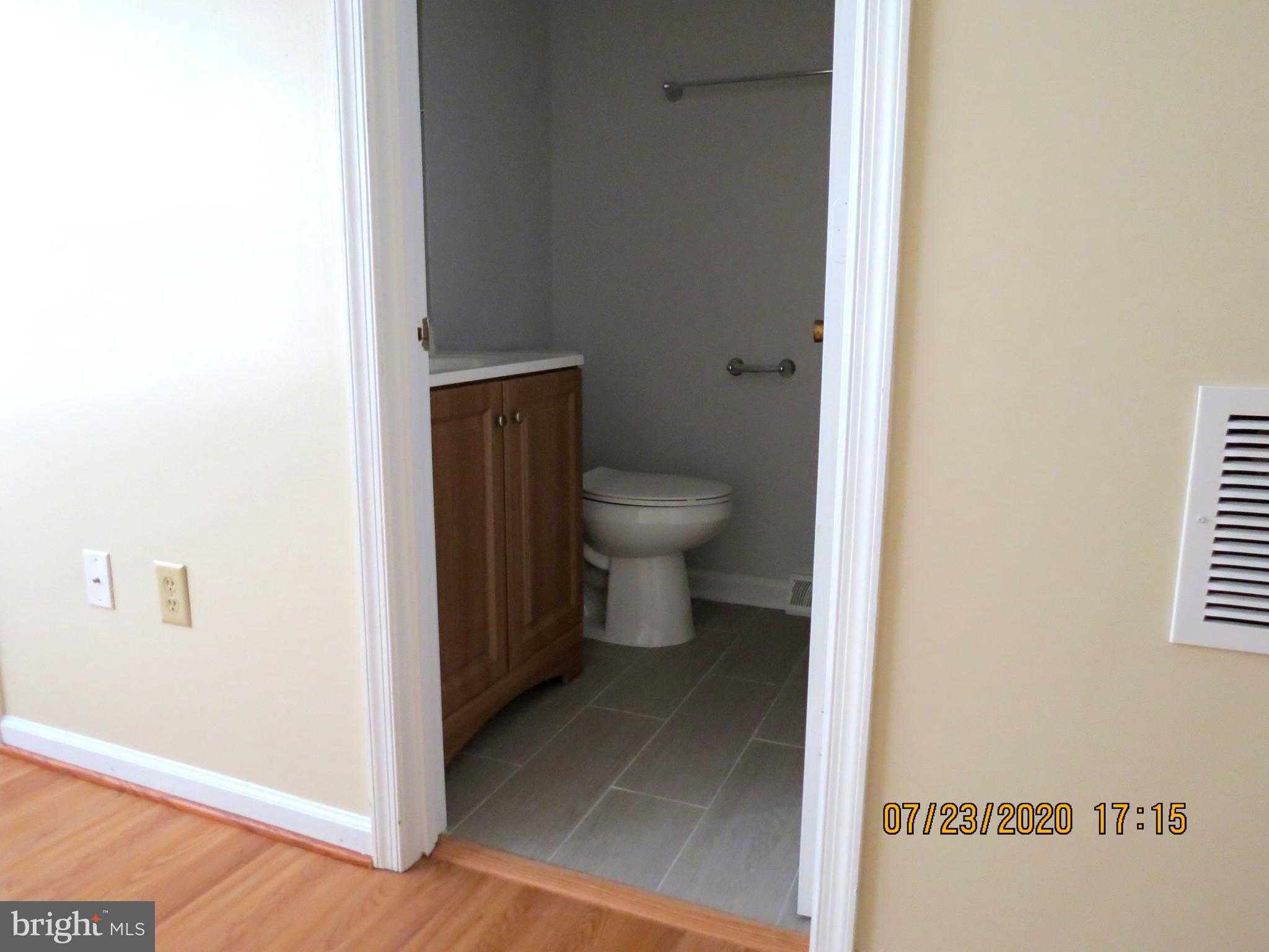 GEORGETOWN SQUARE - Residential