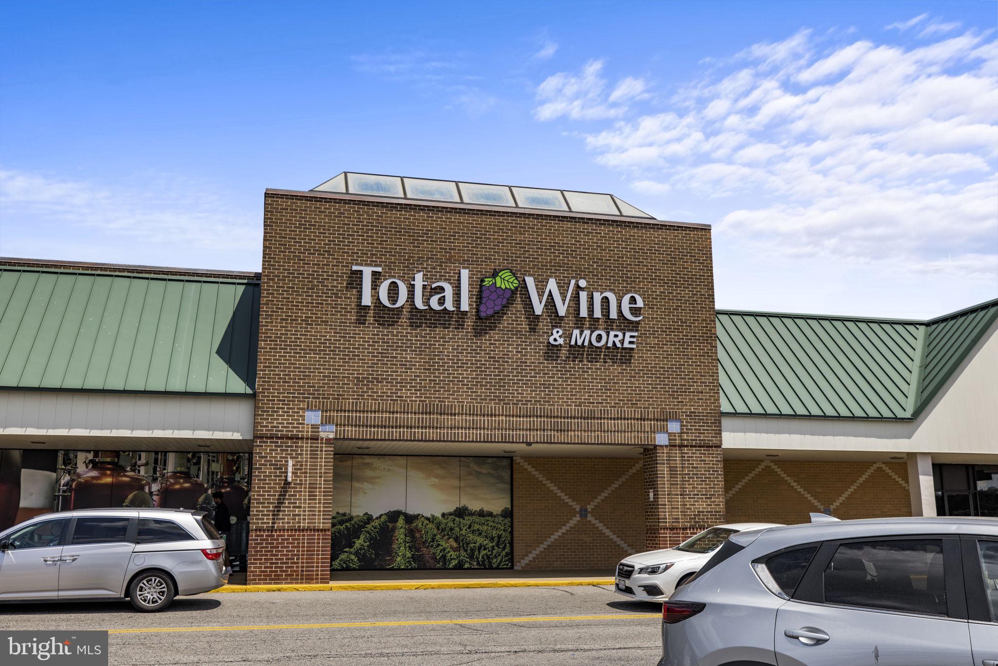 LINCOLNIA HILLS - Residential