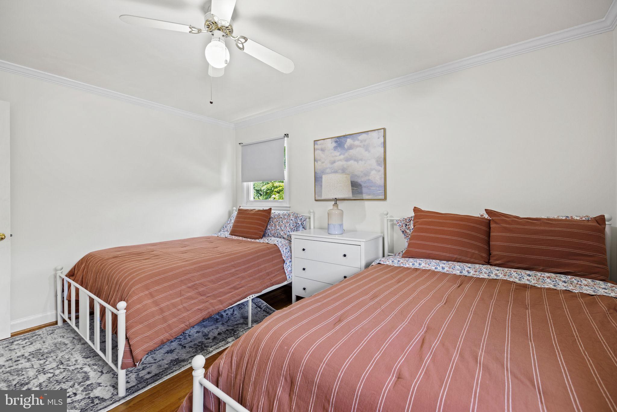 LINCOLNIA HILLS - Residential