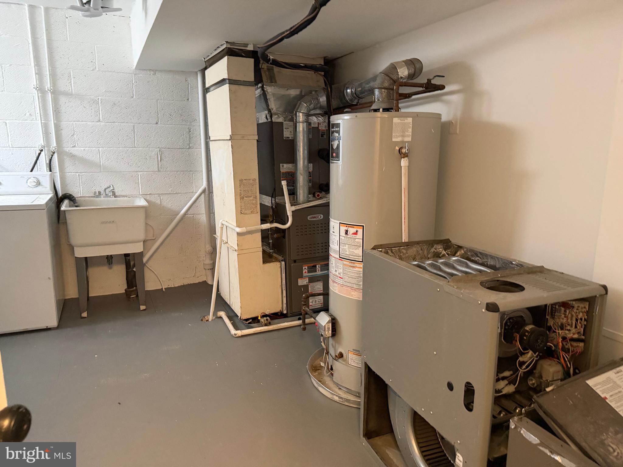 GREENBERRY WOODS - Residential