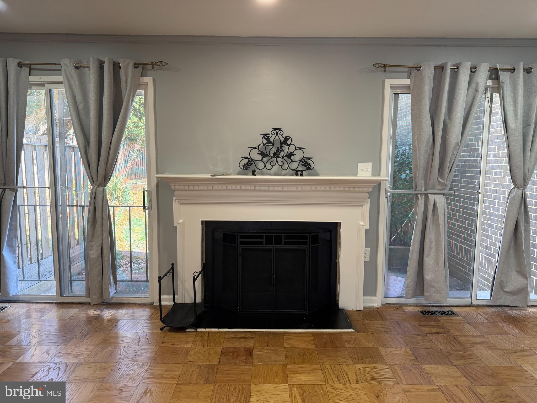 GREENBERRY WOODS - Residential