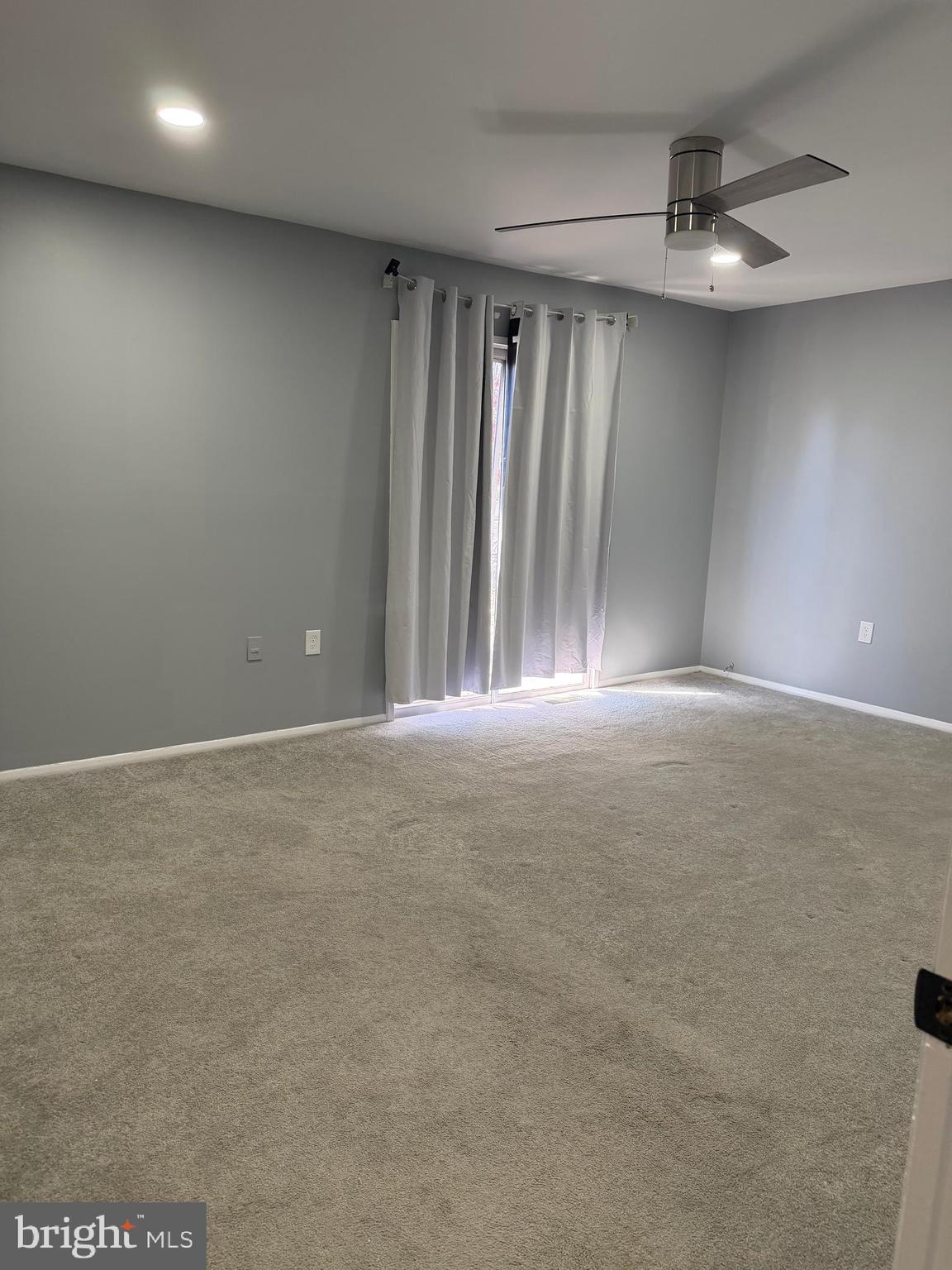 GREENBERRY WOODS - Residential