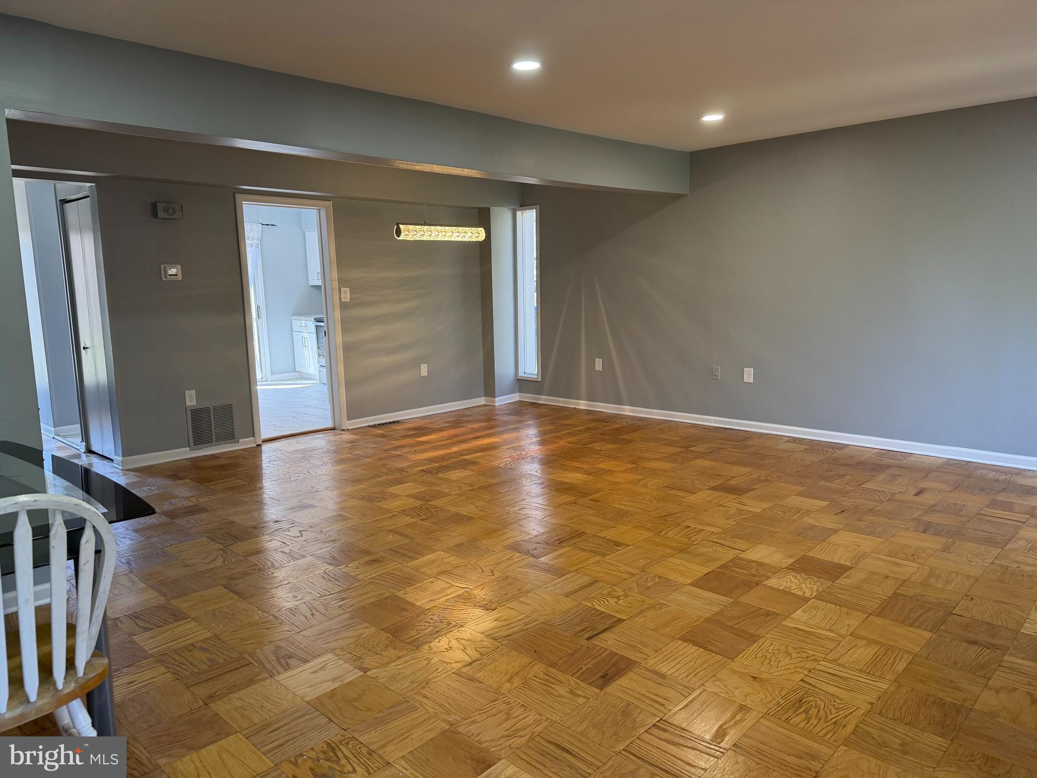 GREENBERRY WOODS - Residential