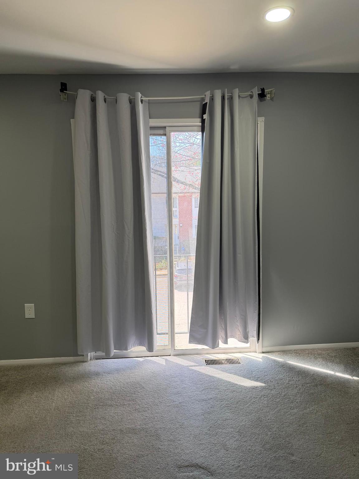 GREENBERRY WOODS - Residential