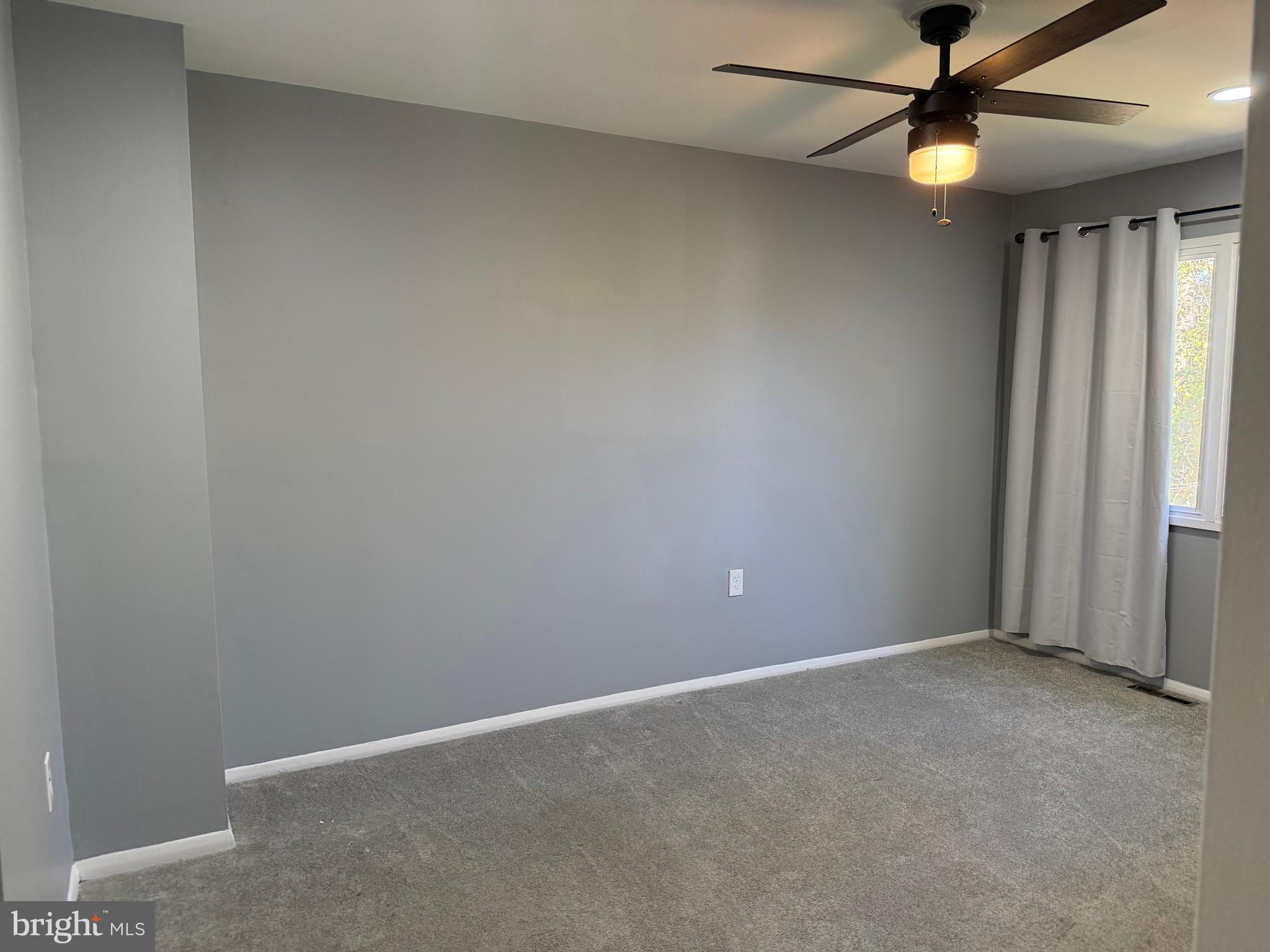 GREENBERRY WOODS - Residential