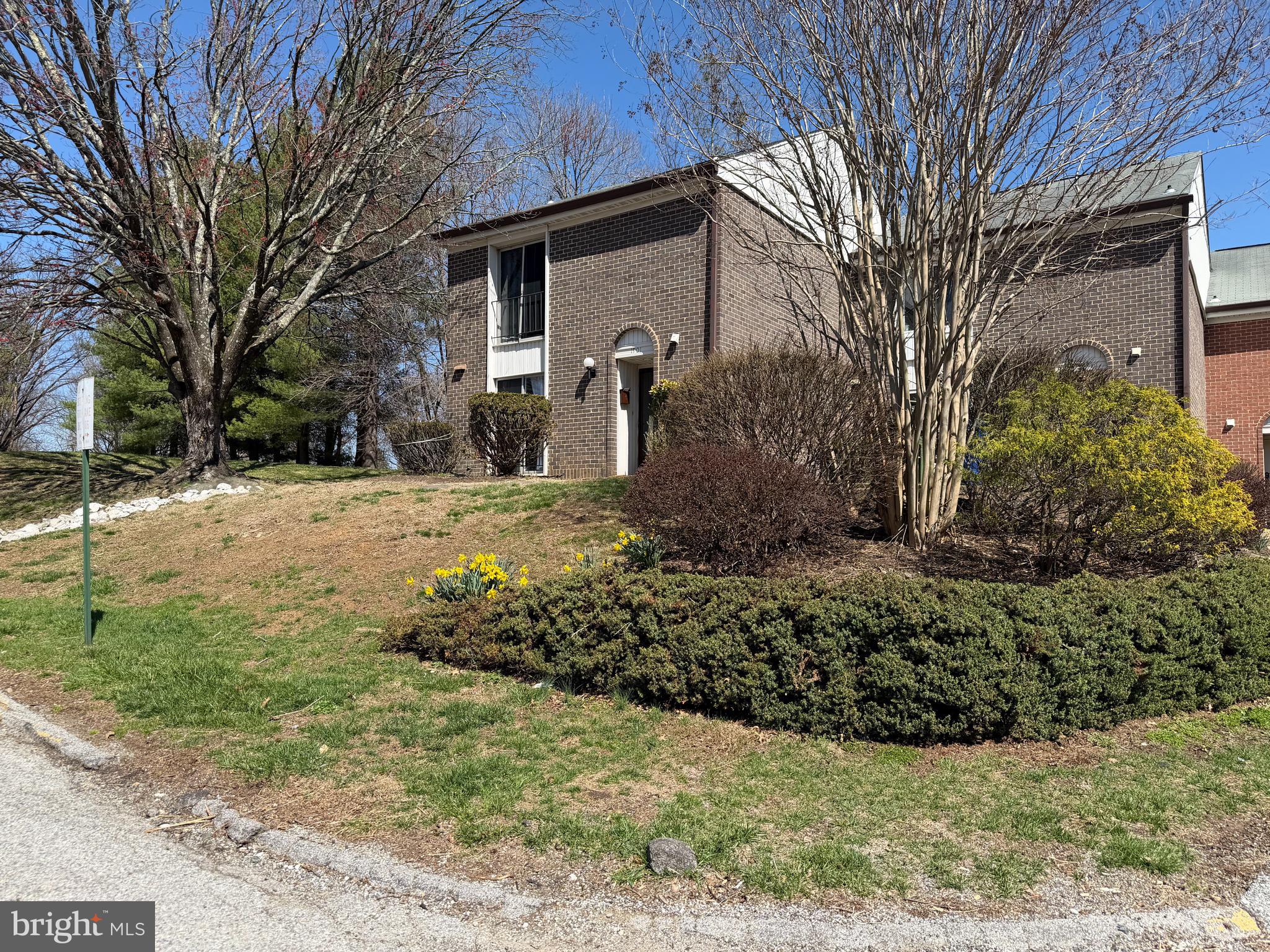 GREENBERRY WOODS - Residential