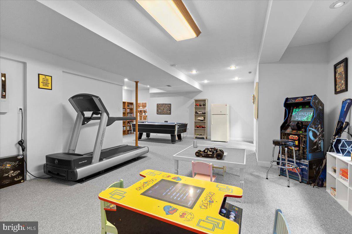 WEST RIVER PLANTATION - Residential