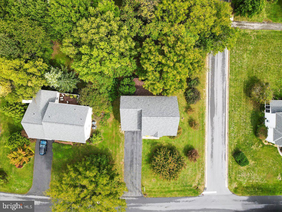 LOCUST HILL - Residential