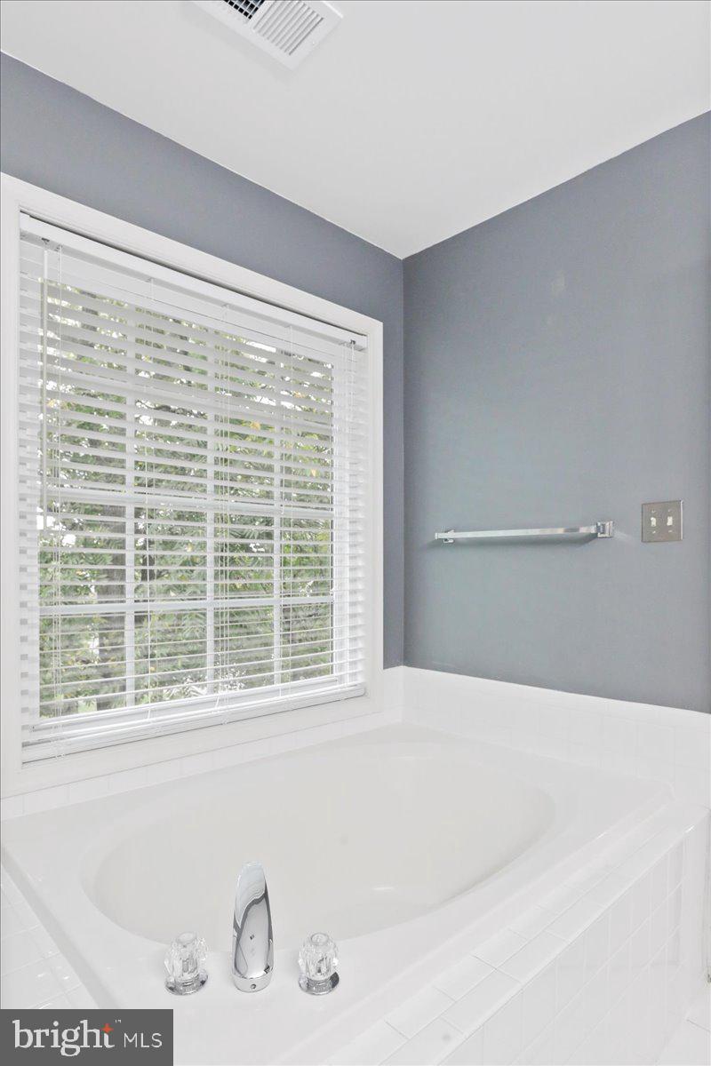 LOCUST HILL - Residential