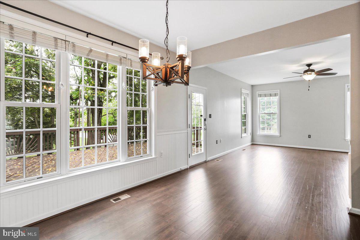 LOCUST HILL - Residential