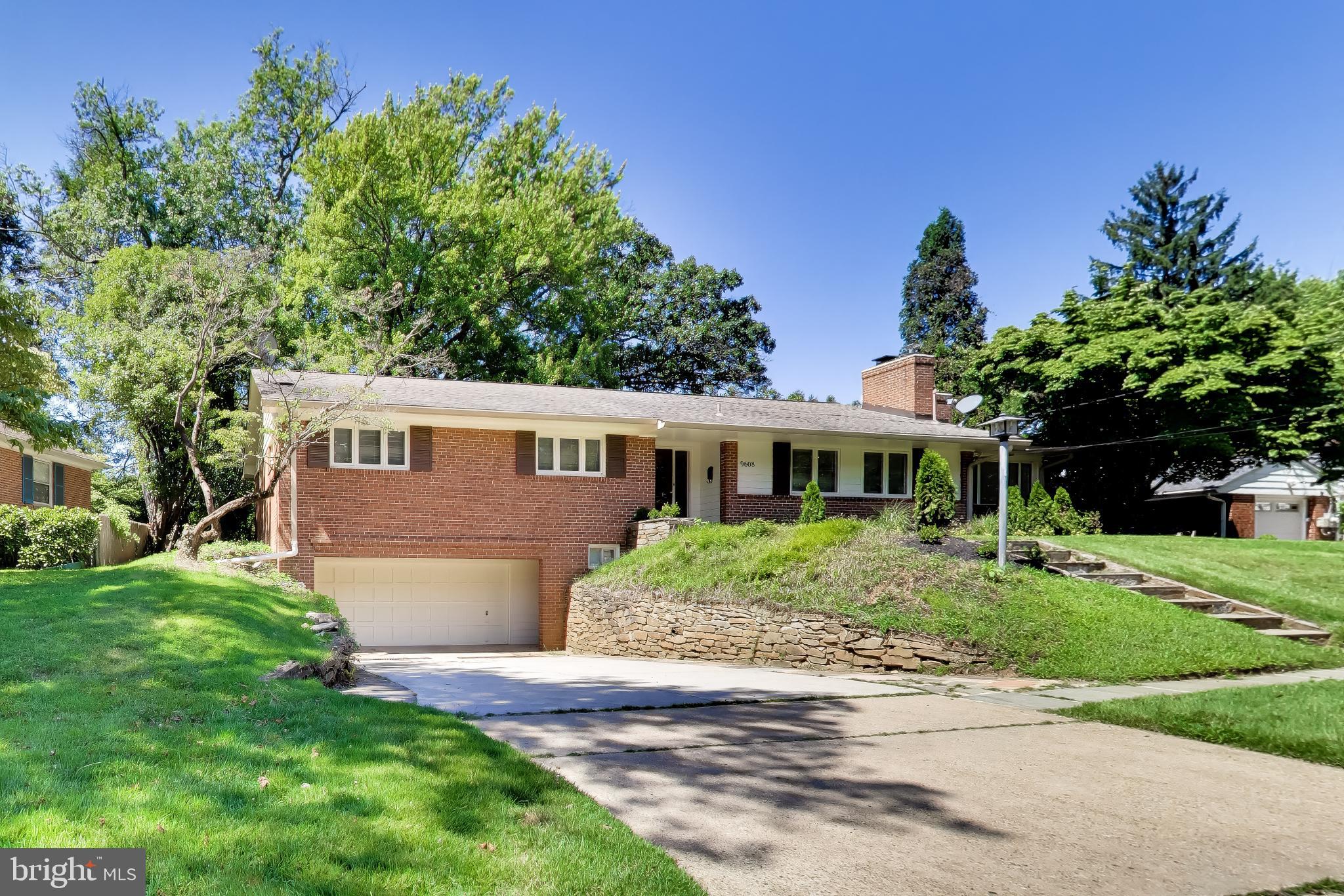 9608 HILLRIDGE DRIVE