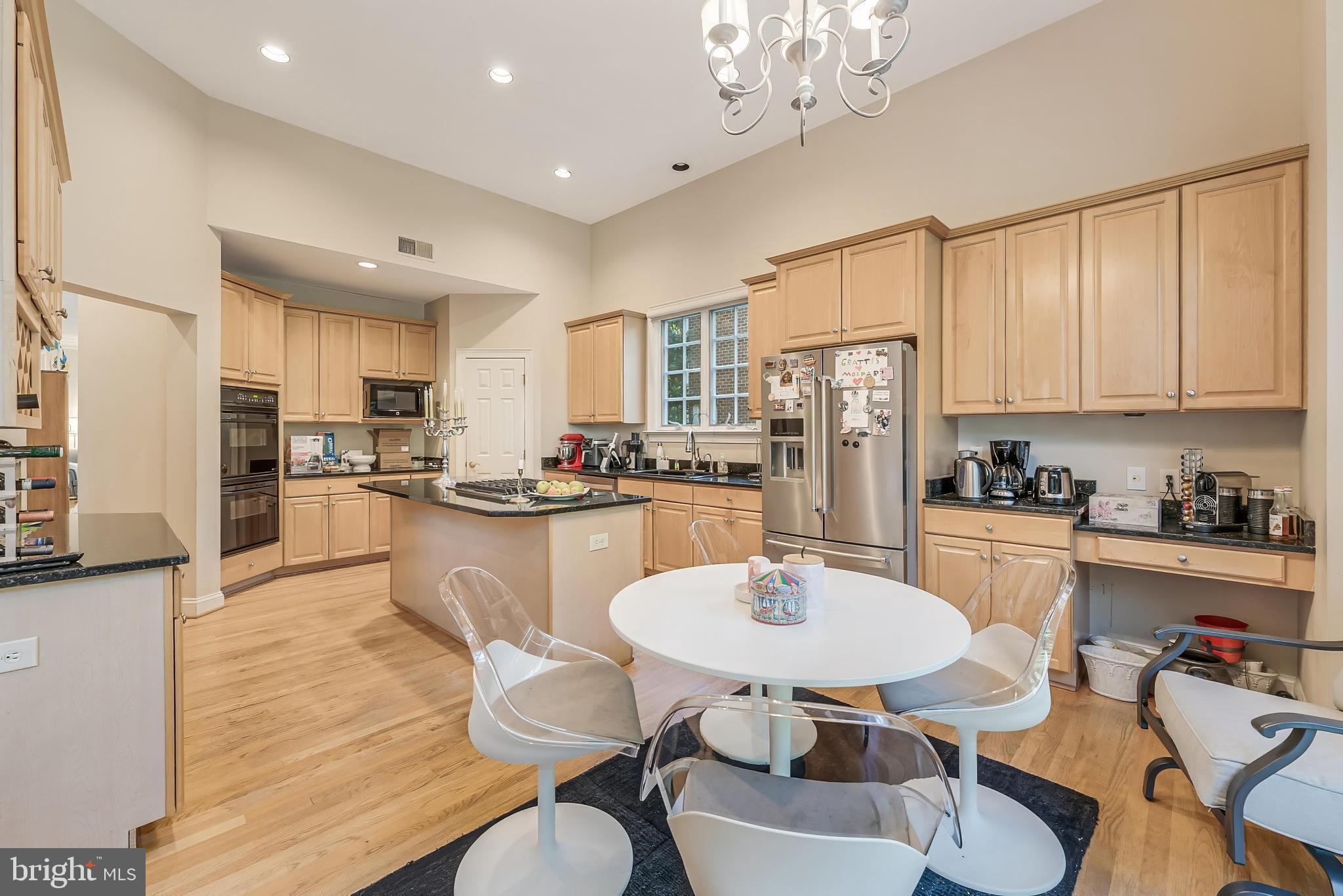 MAPLEWOOD - Residential