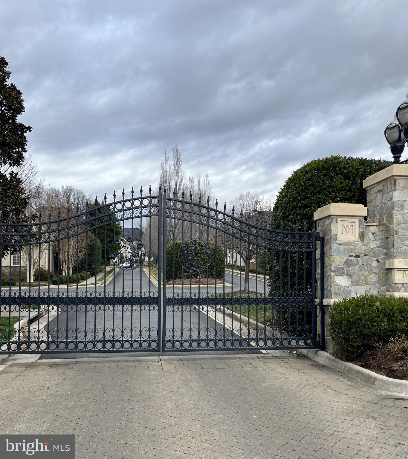 MAPLEWOOD - Residential