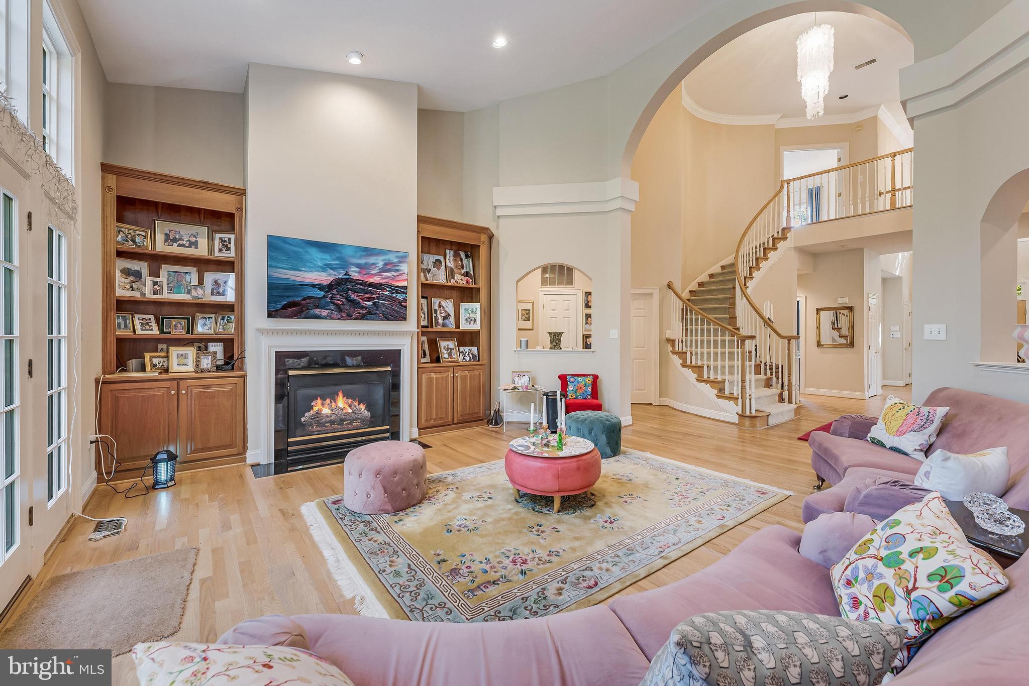 MAPLEWOOD - Residential