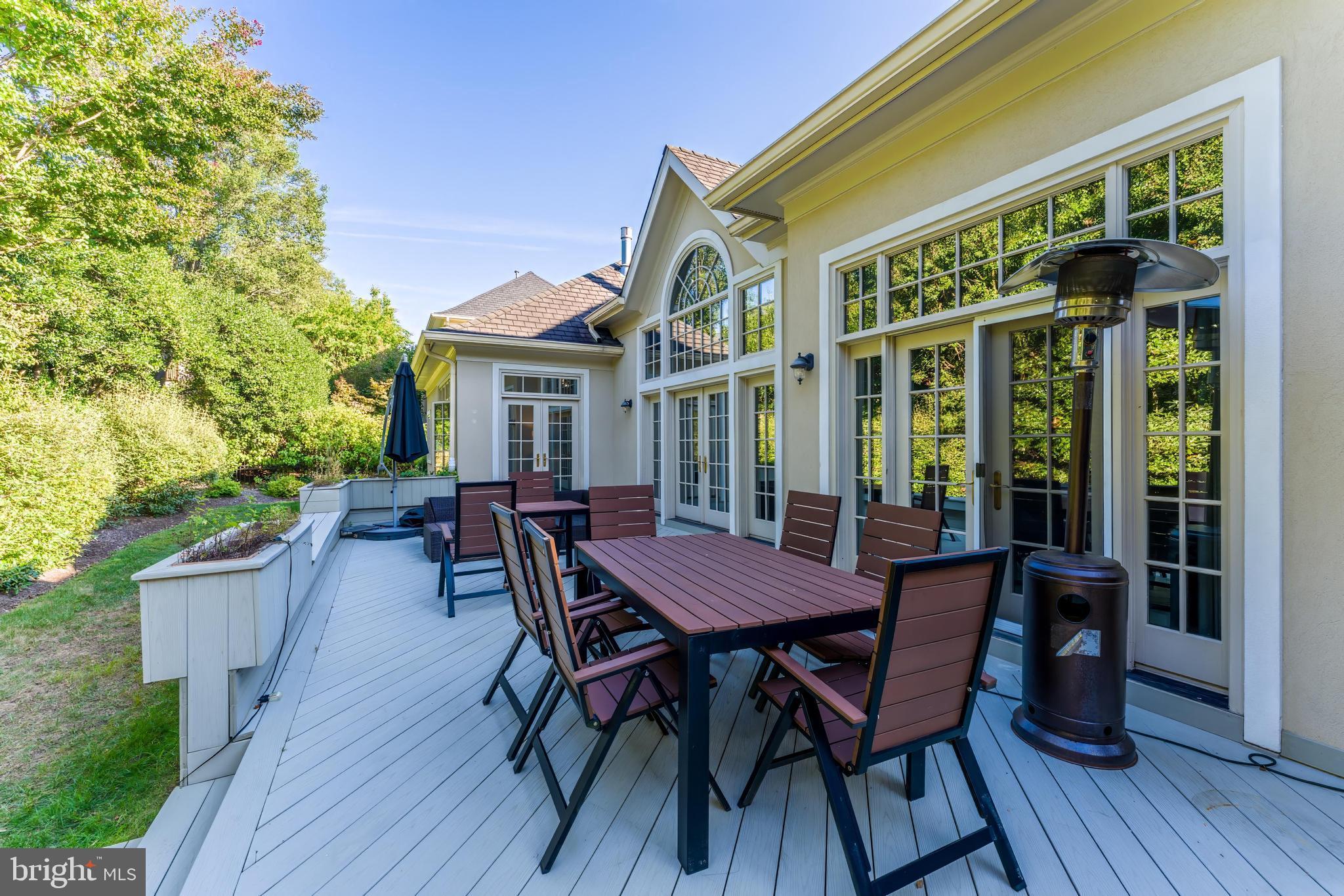 MAPLEWOOD - Residential