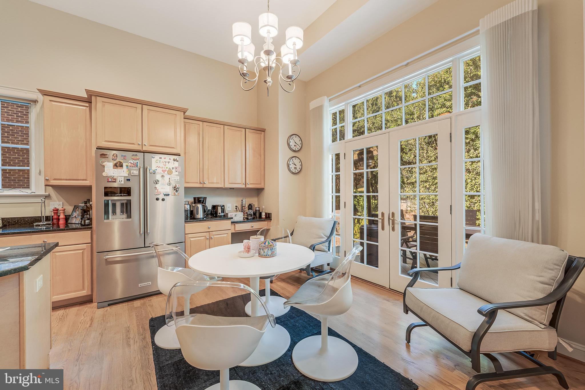 MAPLEWOOD - Residential