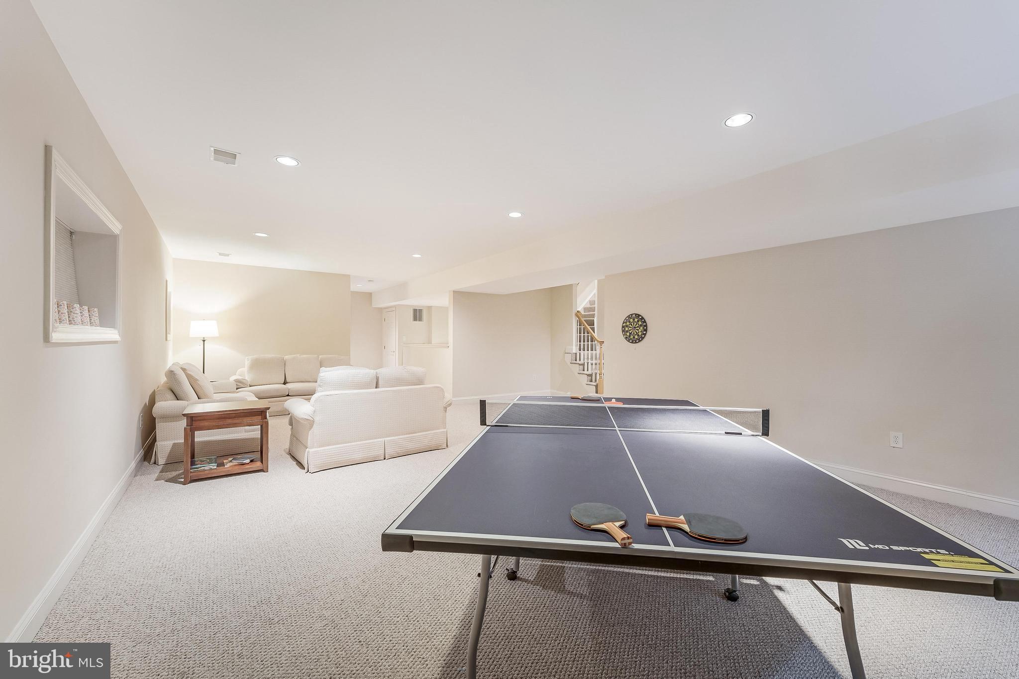 MAPLEWOOD - Residential