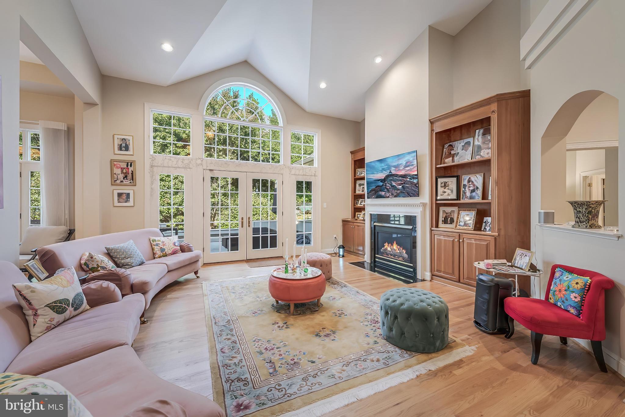 MAPLEWOOD - Residential