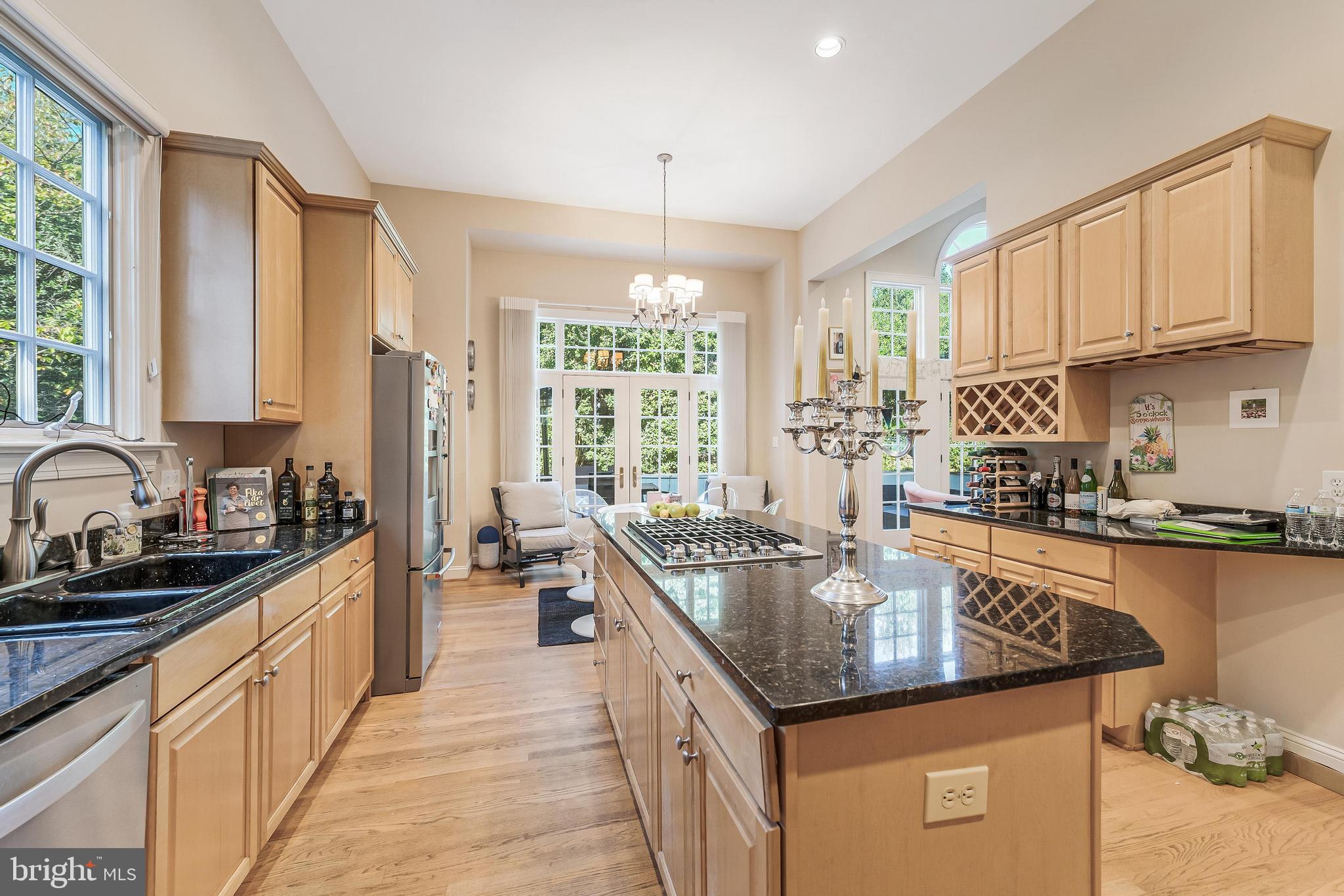 MAPLEWOOD - Residential