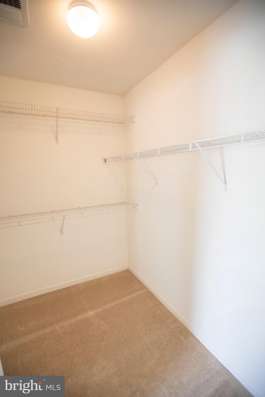 WYNDHOLME WOODS - Residential