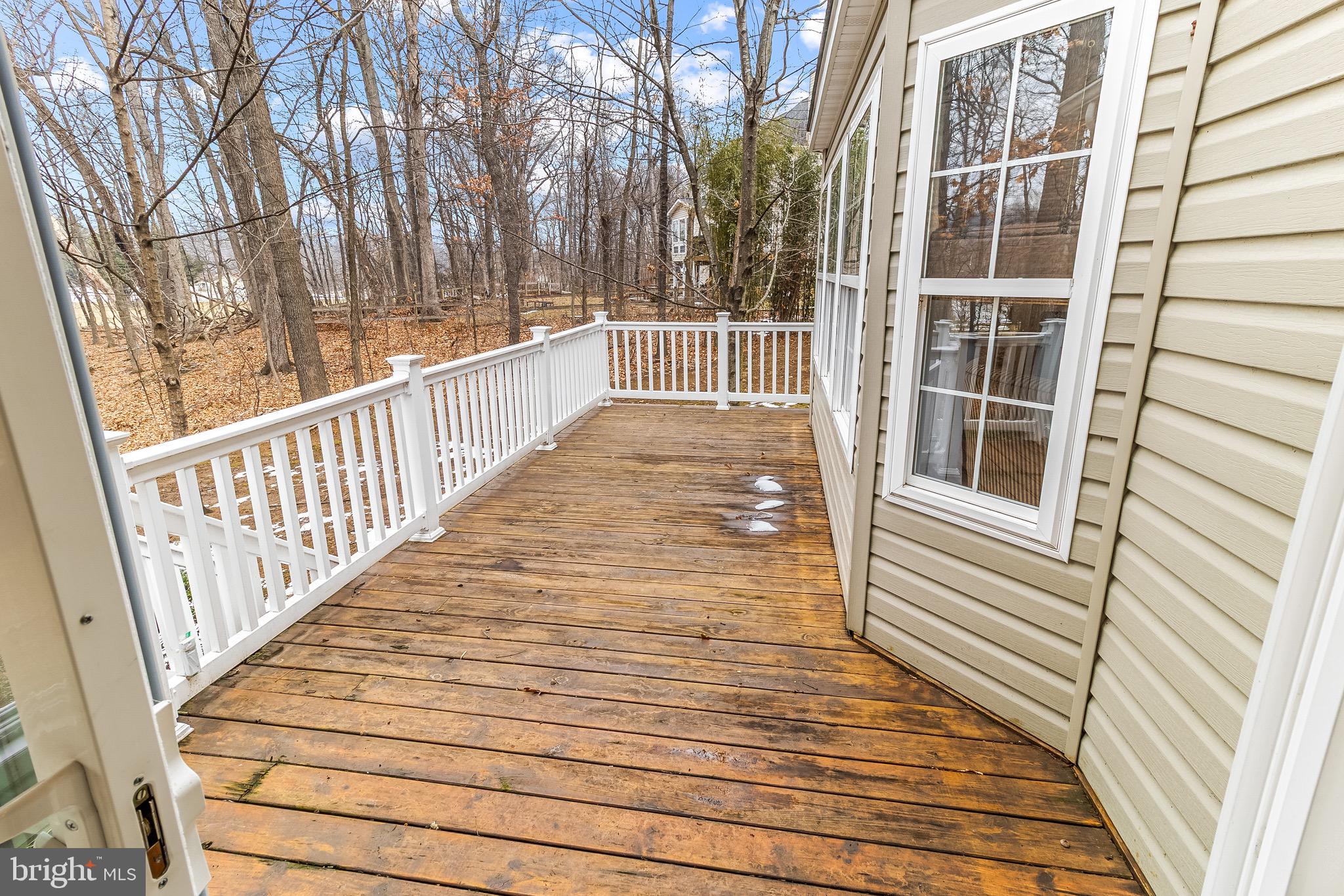 APPLE KNOLLS ESTATES - Residential