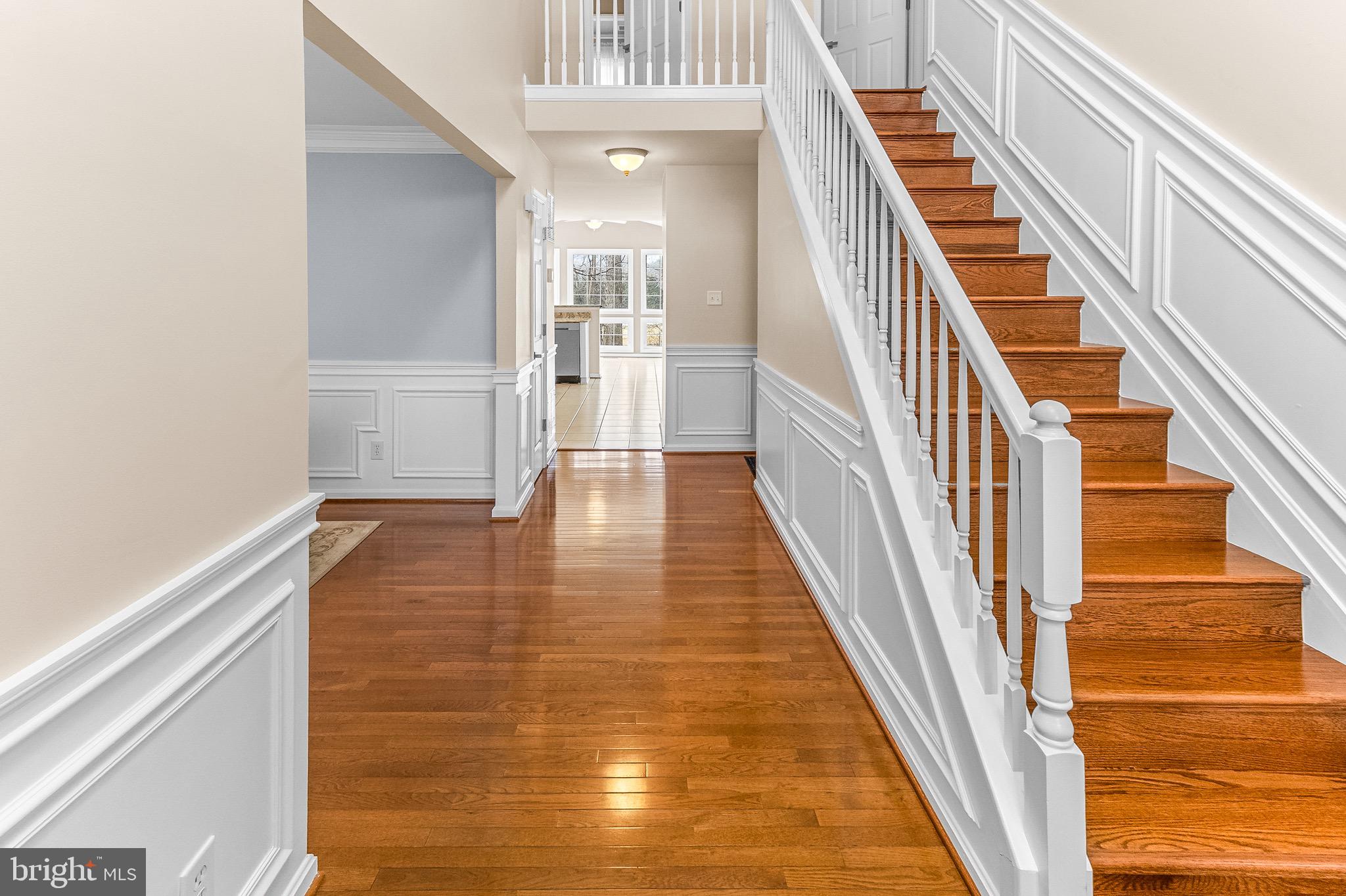 APPLE KNOLLS ESTATES - Residential