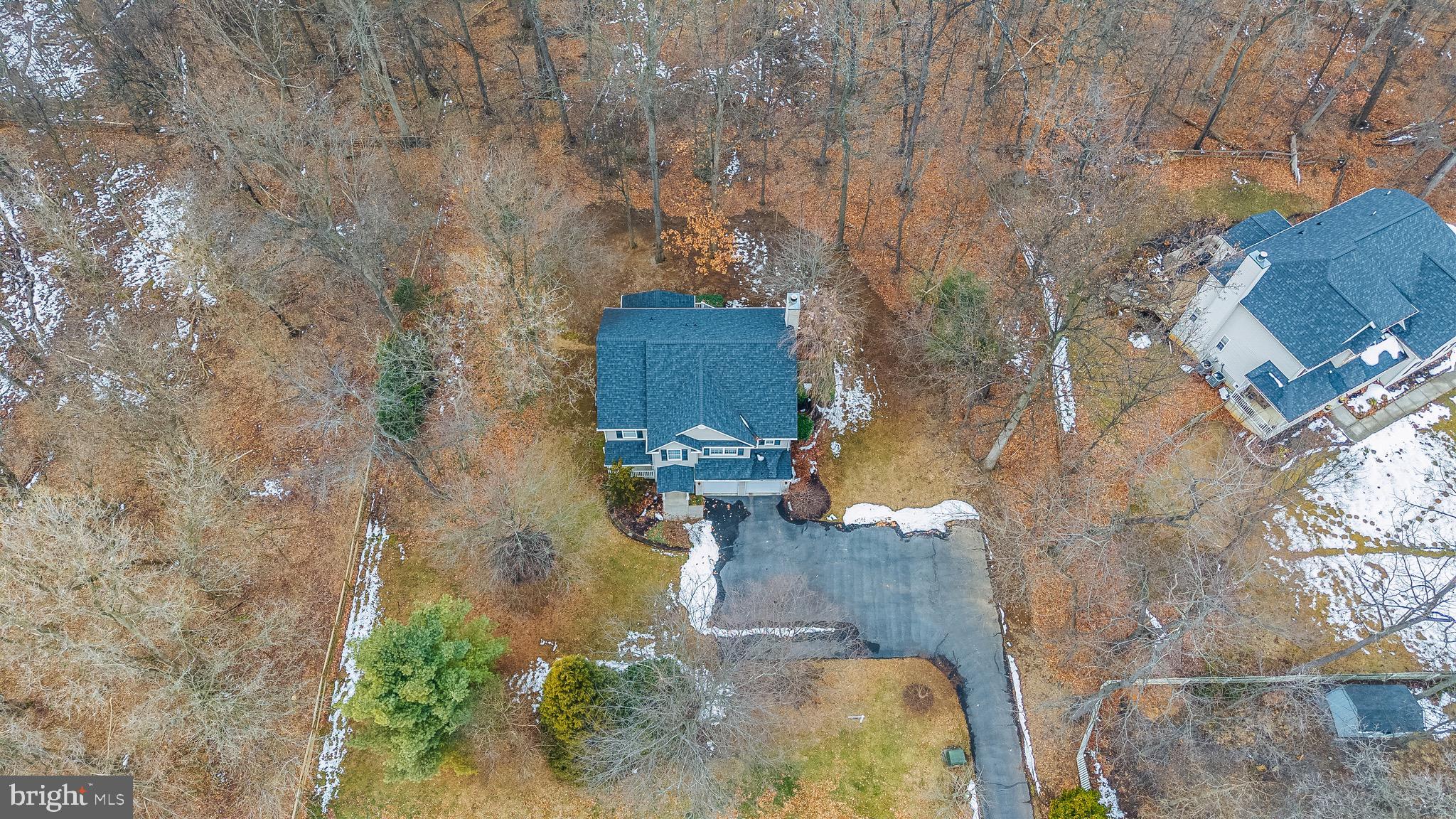 APPLE KNOLLS ESTATES - Residential