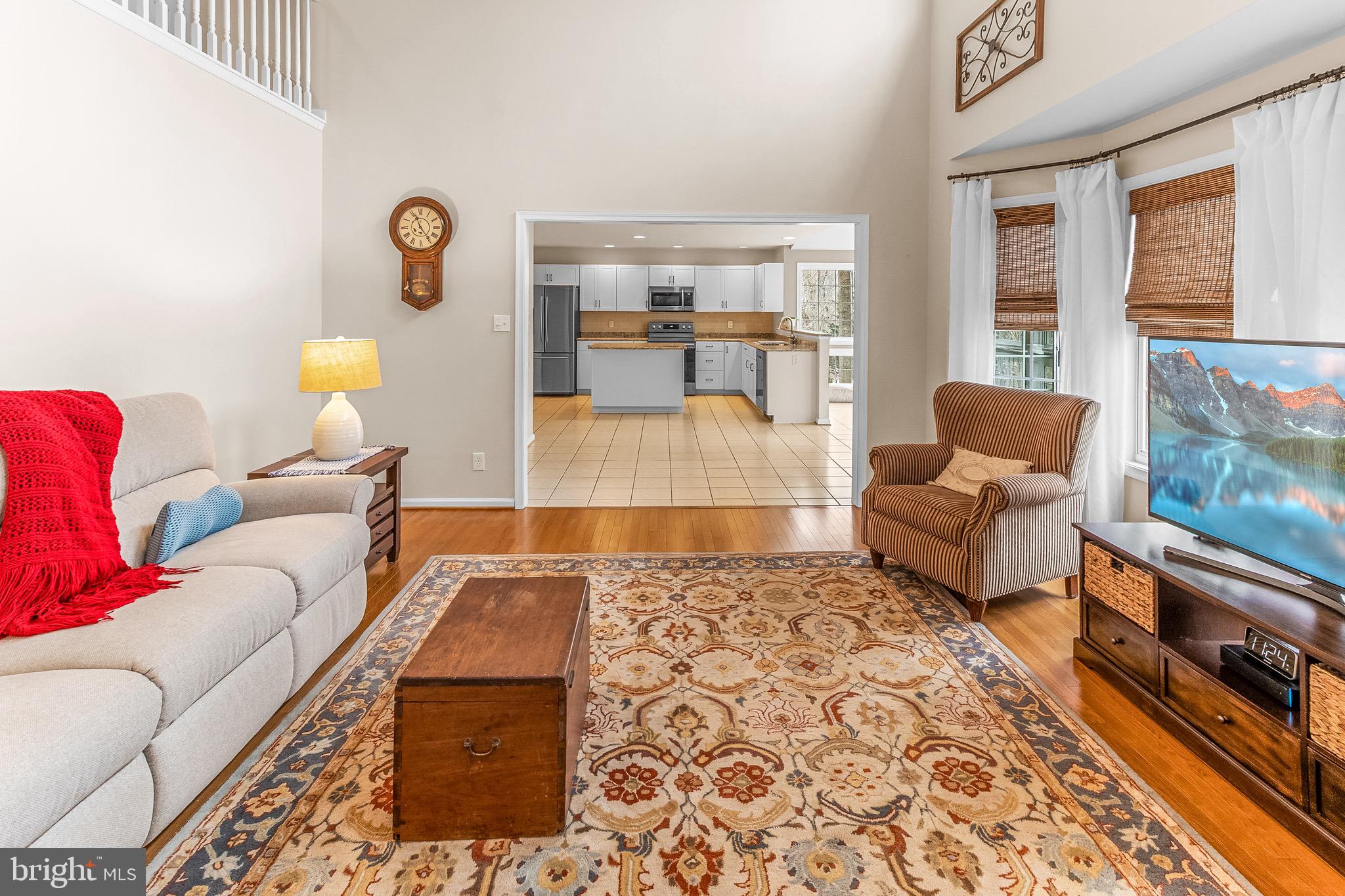 APPLE KNOLLS ESTATES - Residential