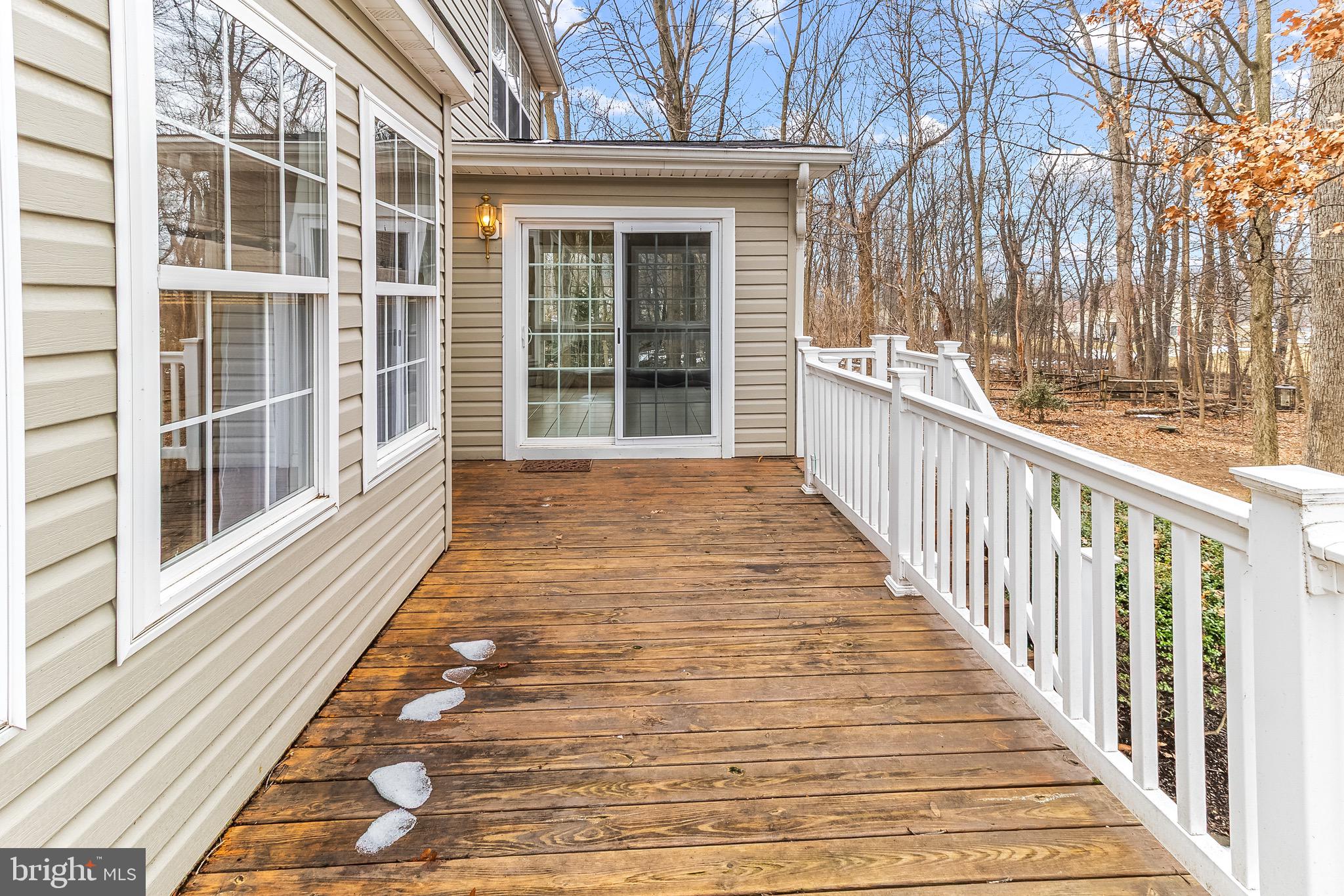 APPLE KNOLLS ESTATES - Residential