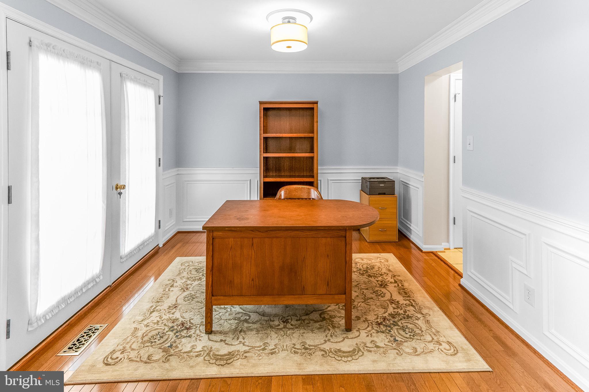 APPLE KNOLLS ESTATES - Residential