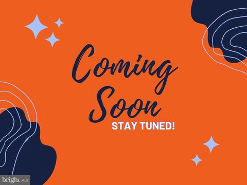 Photo of 838 S Lincoln Street, ARLINGTON, VA 22204 (MLS # VAAR2070218)