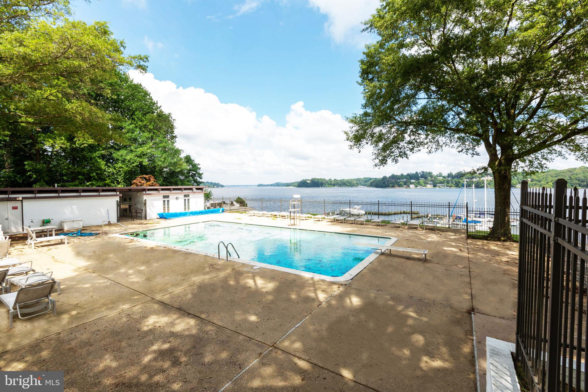 DREAMS LANDING - Residential