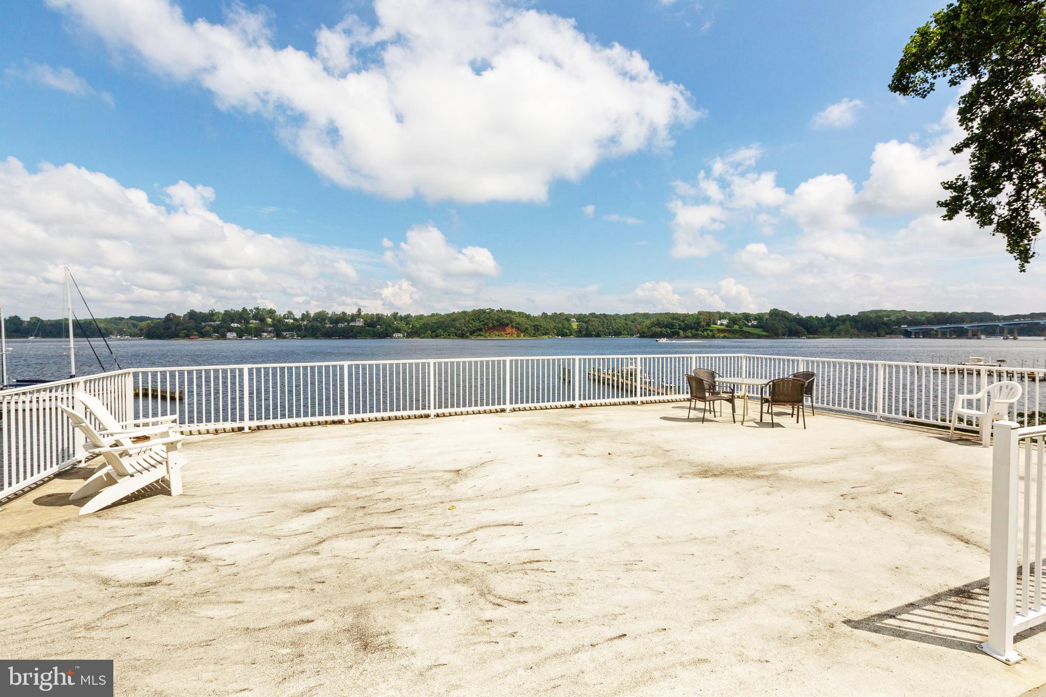 DREAMS LANDING - Residential