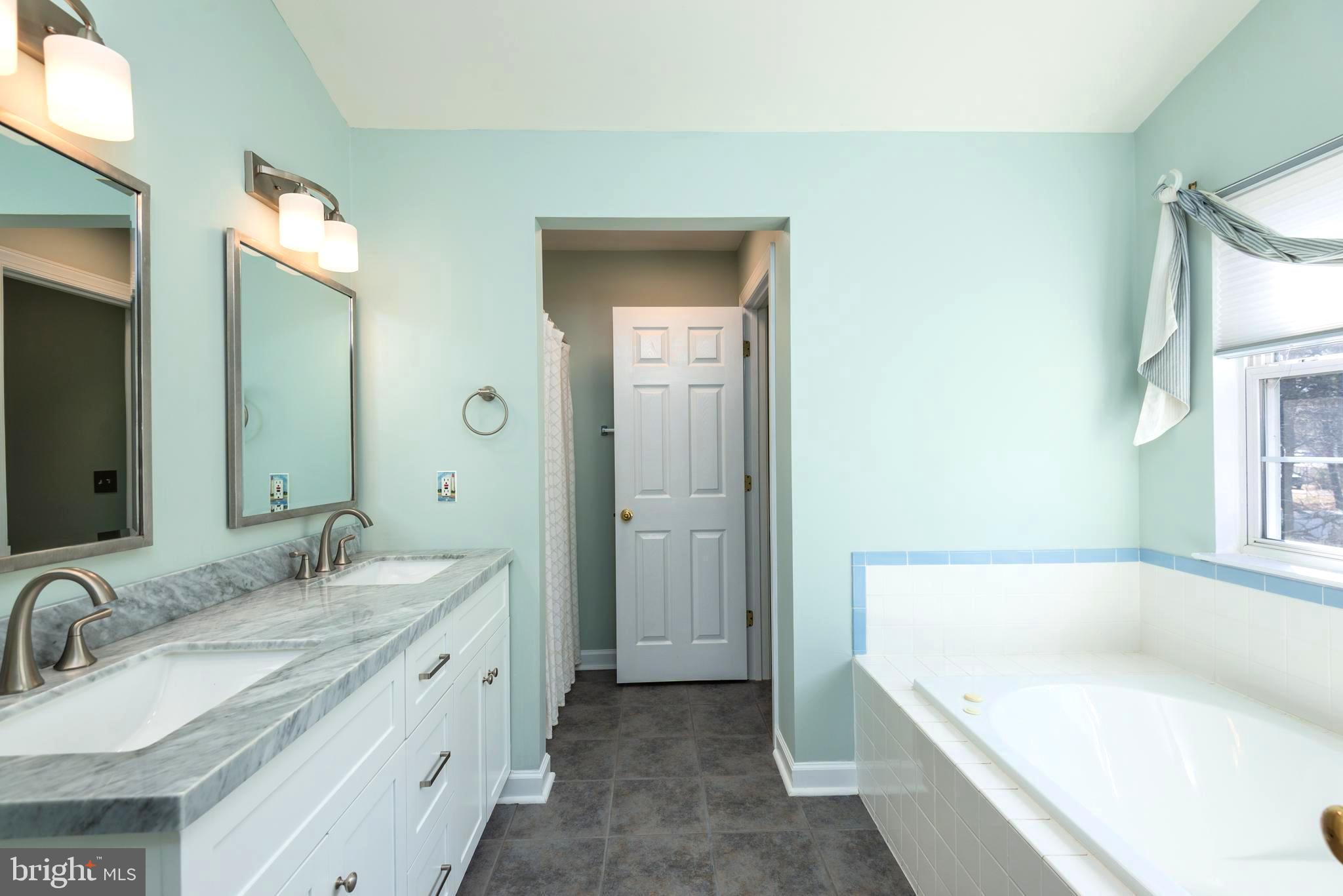 HARBOR VIEW - Residential