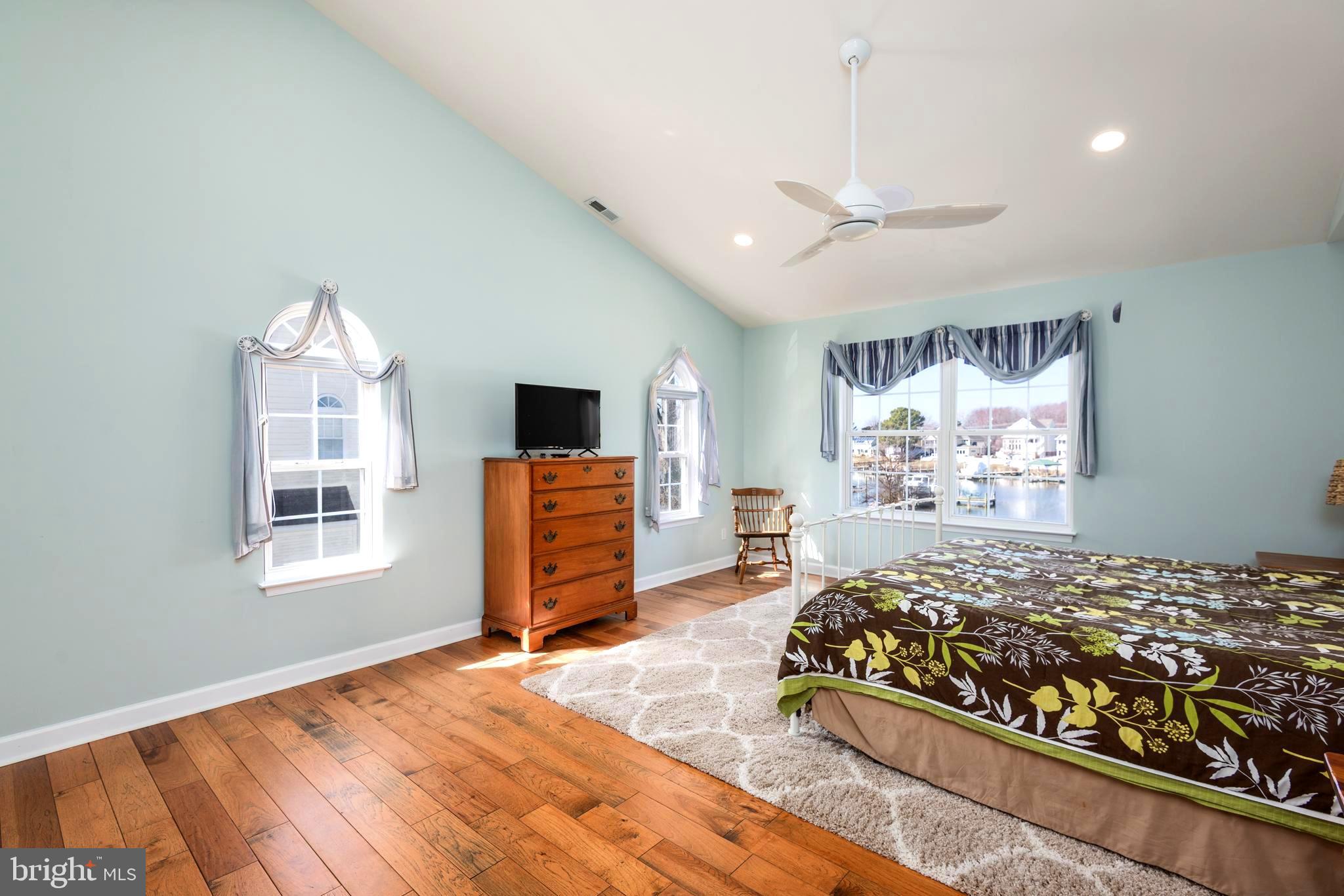 HARBOR VIEW - Residential